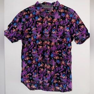 Vans Nintendo Button Up Shirt - Medium
